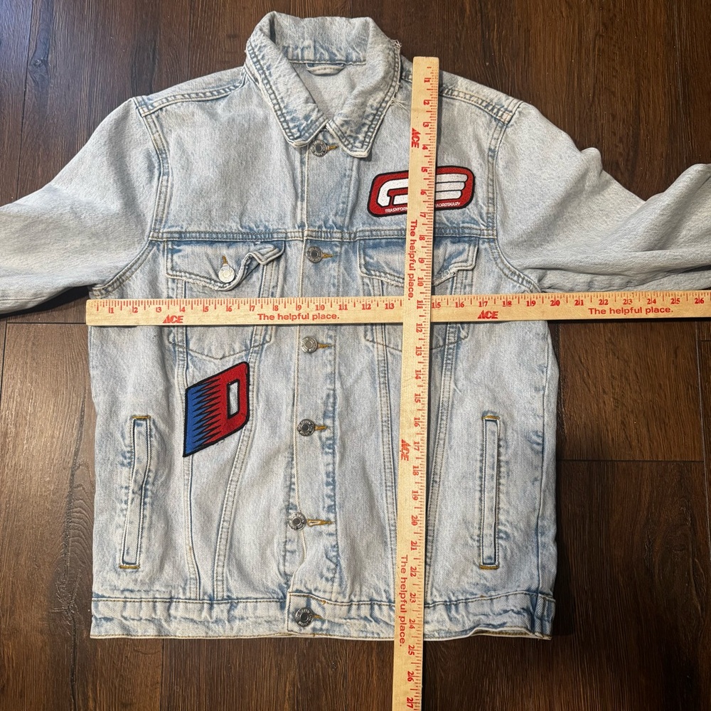 Light Wash Denim Jacket with Red Patch Details - image 4